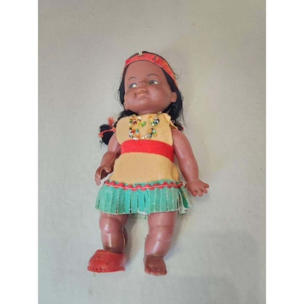 Vintage 1980's Collectible Doll Kids Multi-Color Ethnic Beaded Necklace Folk Art